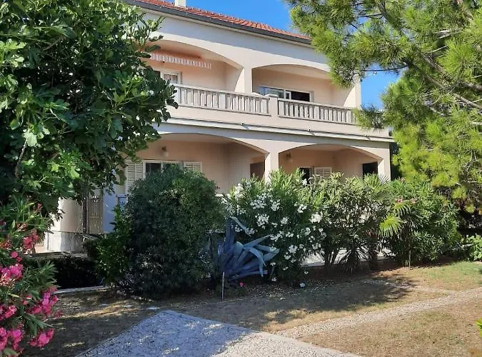 Apartmani Sruk