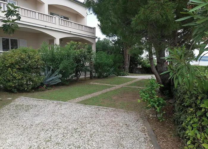 Apartmani Sruk